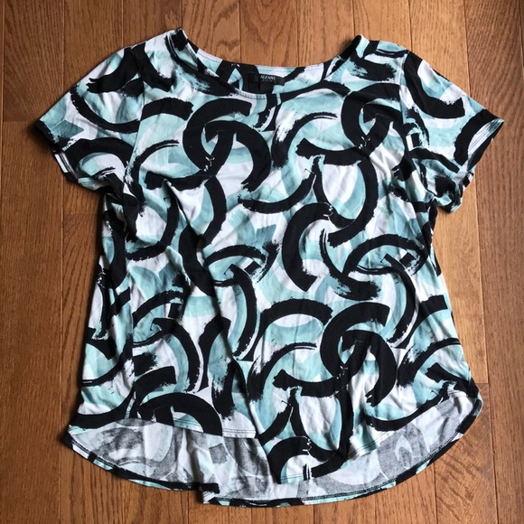Alfani Tops - Alfani mint and black abstract tee